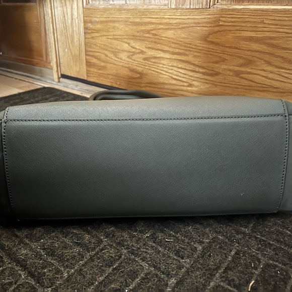 Authentic Henri Bendel West 57th baby bag - Picture 4 of 9